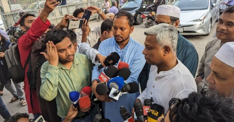 জ্বালানি তেল নিয়ে দুশ্চিন্তার কোনো কারণ নেই, যথেষ্ট মজুদ আছে