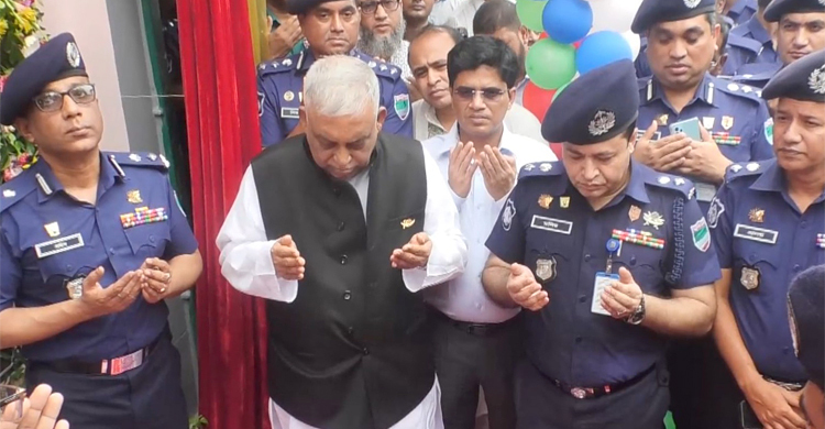 আমেরিকা নির্দিষ্ট কোনো দলকে স্যাংশনস দিচ্ছে না: স্বরাষ্ট্রমন্ত্রী