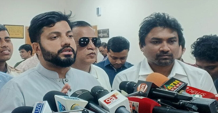 ‘আমজনতার দলের’ আবেদন পুনর্বিবেচনার দাবি ইশরাক হোসেনের