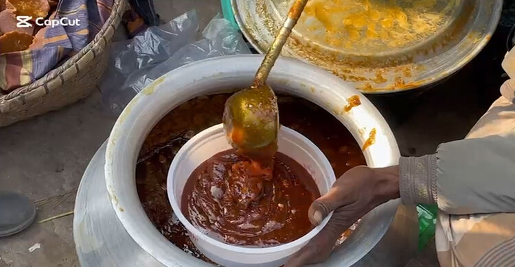 জমে উঠেছে চুয়াডাঙ্গার তিনশো বছরের ঐতিহ্যবাহী গুড়ের হাট