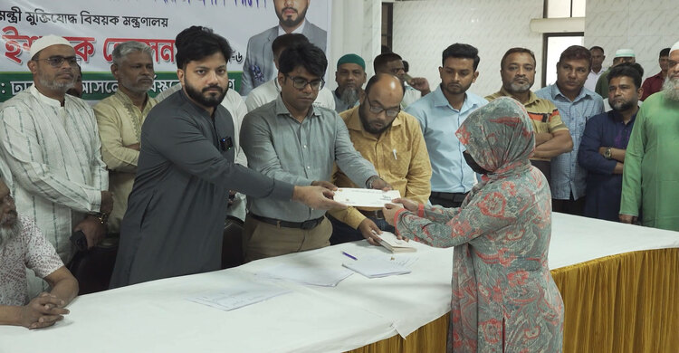 বিএনপিকে ভোট না দিলেও যোগ্য হলে সরকারের সহায়তা পাবে: ইশরাক