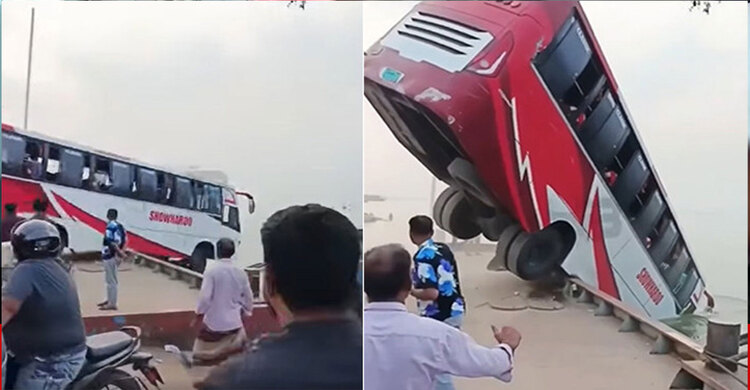 দৌলতদিয়ায় ফেরির ধাক্কায় পড়ে যায় বাসটি, বের হতে পারেননি বেশিরভাগ যাত্রী