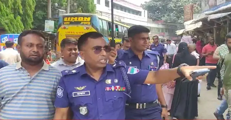 যানজট কমাতে কঠোর অবস্থানে পুলিশ সুপার