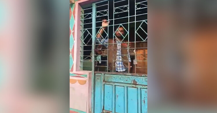 চোরাকারবারিদের হামলায় পুলিশসহ আহত ৭, আটক অন্তত ১৫