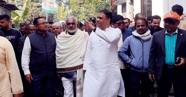 ধানের শীষে ভোট দেওয়ার ঘোষণা আ’লীগের ৭ ইউপি চেয়ারম্যানের