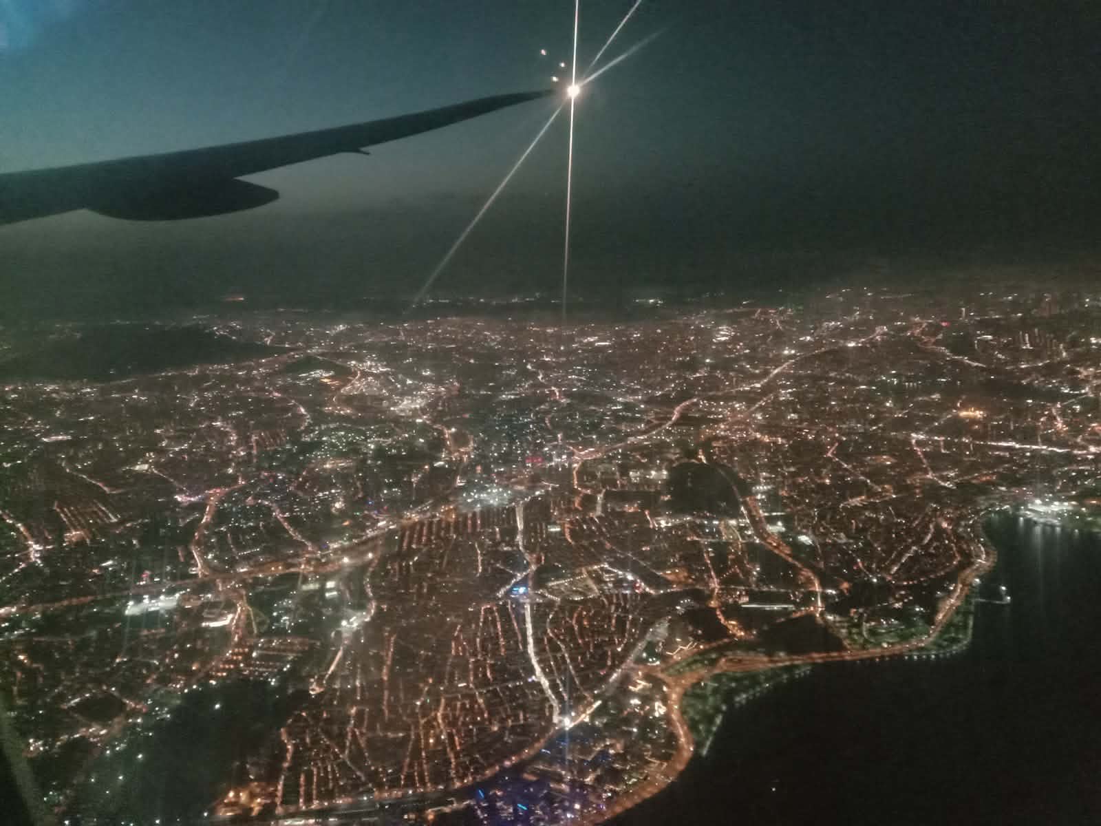 স্বর্ণালি আলোয় মোড়া এক নগরী ইস্তাম্বুল