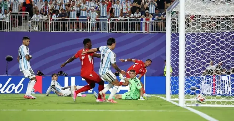 সমতা ফেরালো সুইজারল্যান্ড