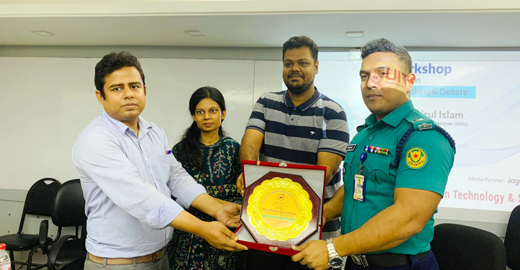 ইউআইটিএসে হয়ে গেলো বিতর্ক কর্মশালা