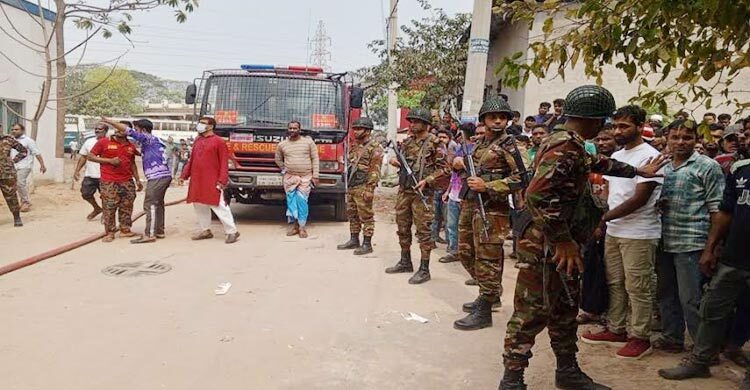 সেনাবাহিনীর যৌথ অভিযানে ৭ দিনে সারাদেশে গ্রেফতার ৪২৭