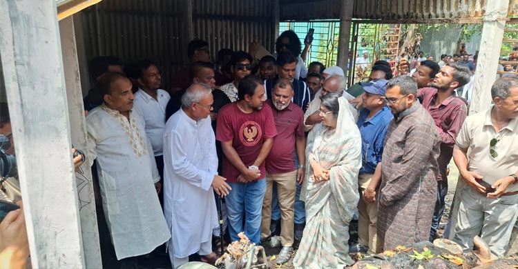 আওয়ামী লীগ বিষয়ে করণীয় ঠিক করবে অন্তর্বর্তী সরকার: রিজভী