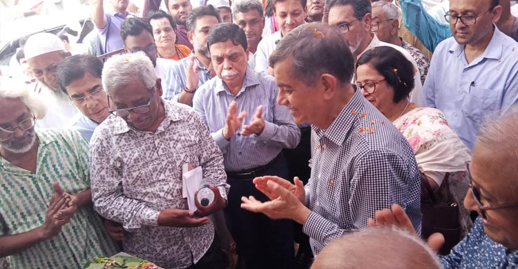 সারাদেশে শিক্ষাপ্রতিষ্ঠানে অস্থিরতা নিয়ে আমরা উদ্বিগ্ন