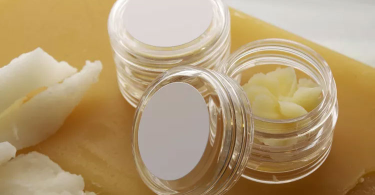 প্রাকৃতিক ও ঘরোয়া উপায়ে কাজল তৈরি করবেন যেভাবে 