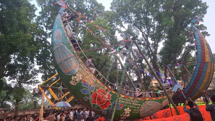 জমে উঠেছে টাঙ্গাইলের ঐতিহ্যবাহী &lsquo;জামাই মেলা&rsquo;