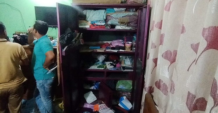 প্রবাসীর বাসায় দুর্ধর্ষ চুরি, ২০ ভরি স্বর্ণালংকার লুট