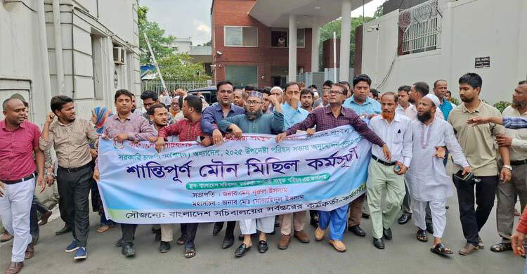 দুর্নীতিবাজ কর্মকর্তাদের দৌরাত্ম্য বাড়বে, বেশি ভুগবে নিরীহরা