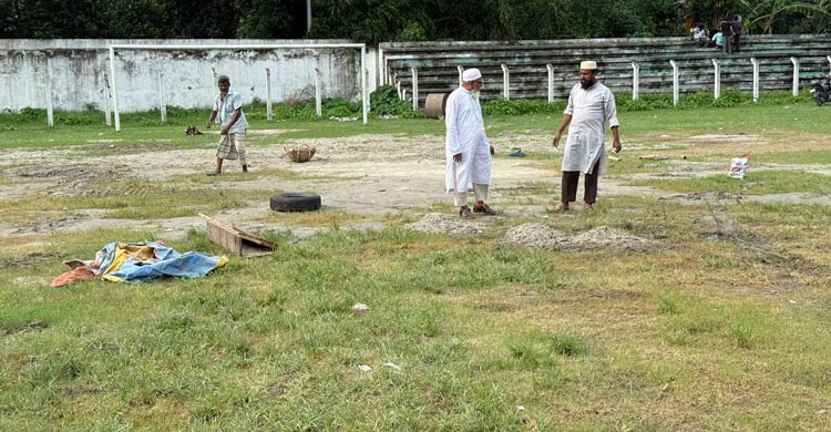 সম্মেলন শেষে স্টেডিয়াম পরিষ্কার করে দিলেন জামায়াতের নেতাকর্মীরা