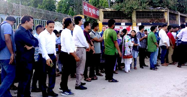 বেরোবিতে চলমান আন্দোলনে ‘হতাশ’ আবু সাঈদের পরিবার