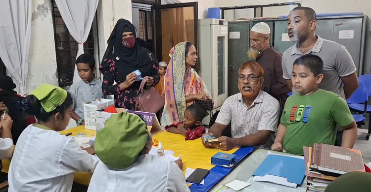 জলাতঙ্কের ভ্যাকসিন নেই, দুশ্চিন্তায় রোগীরা