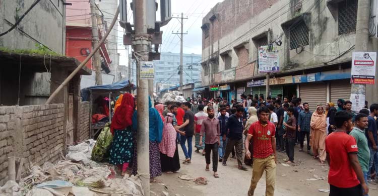 শ্রমিক অসন্তোষে ৮ কারখানা বন্ধ ঘোষণা