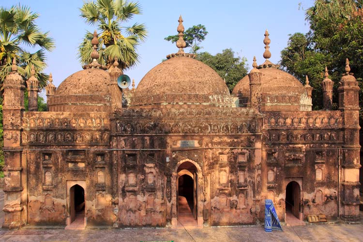 মানুষ হত্যাকারী অভিশপ্ত ও চিরজাহান্নামি