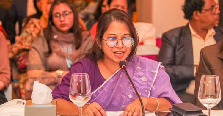 নির্বাচন কমিশন এখনই পক্ষপাতমূলক আচরণ করছে: মনিরা শারমিন