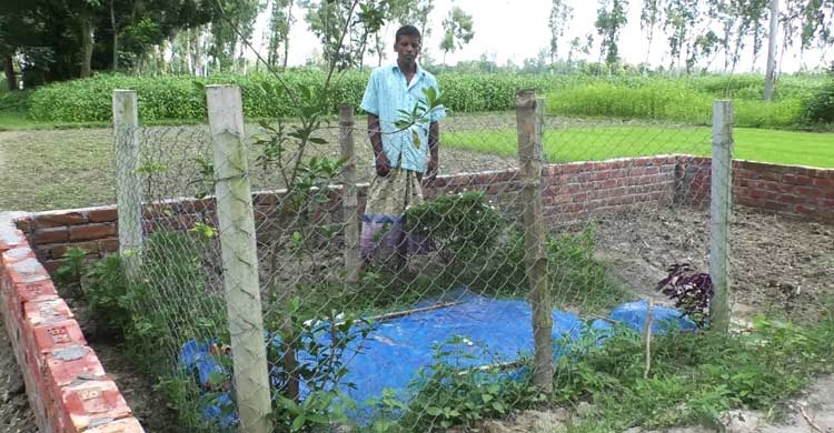 সন্তান হারিয়ে দিশাহারা, সহযোগিতার সমবণ্টন চান শহীদ জুয়েলের মা