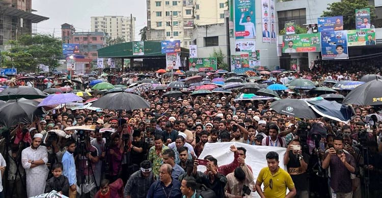 চাঁদাবাজ-তেলবাজ-সেলফিবাজদের এনসিপিতে ঠাঁই নাই: হাসনাত আবদুল্লাহ