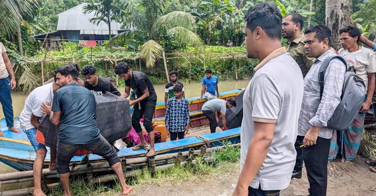 পিরোজপুরে আটঘর পেয়ারা বাগানে অভিযান চালিয়ে সাউন্ডবক্স জব্দ