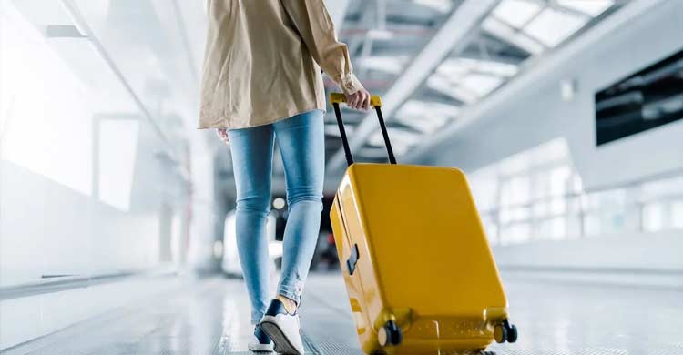 প্রথমবার বিমানে ভ্রমণ করলে যে বিষয়গুলো খেয়াল রাখবেন