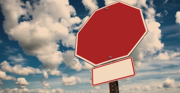 জীবনের পথেও আছে স্টপ সাইন, বিরতি নেবেন যে কারণে