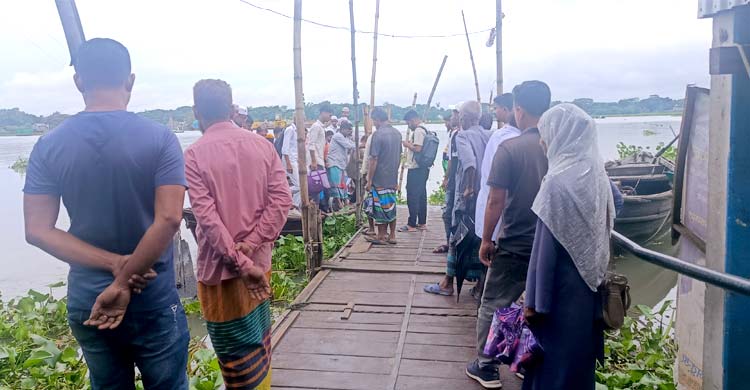 ২৩ বছরেও হলো না ফুলদী নদীর ওপর সেতু