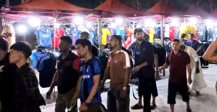 মালয়েশিয়ায় ২৪ বাংলাদেশি আটক