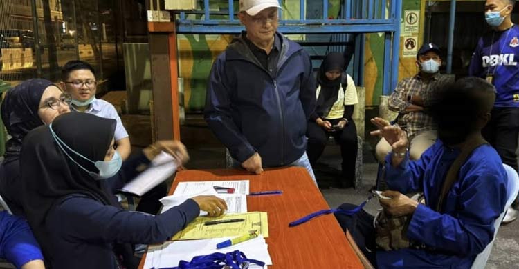 আসিয়ান সম্মেলন ঘিরে কুয়ালালামপুরে গৃহহীনদের ধরপাকড়