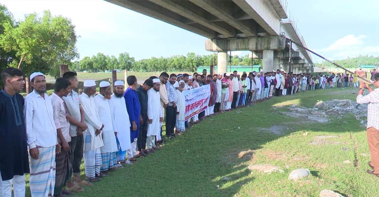 ৫ বছরেও শেষ হয়নি চারশো মিটার সেতু নির্মাণ
