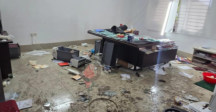 সংঘর্ষের পর সিটি ইউনিভার্সিটিজুড়ে ক্ষতচিহ্ন