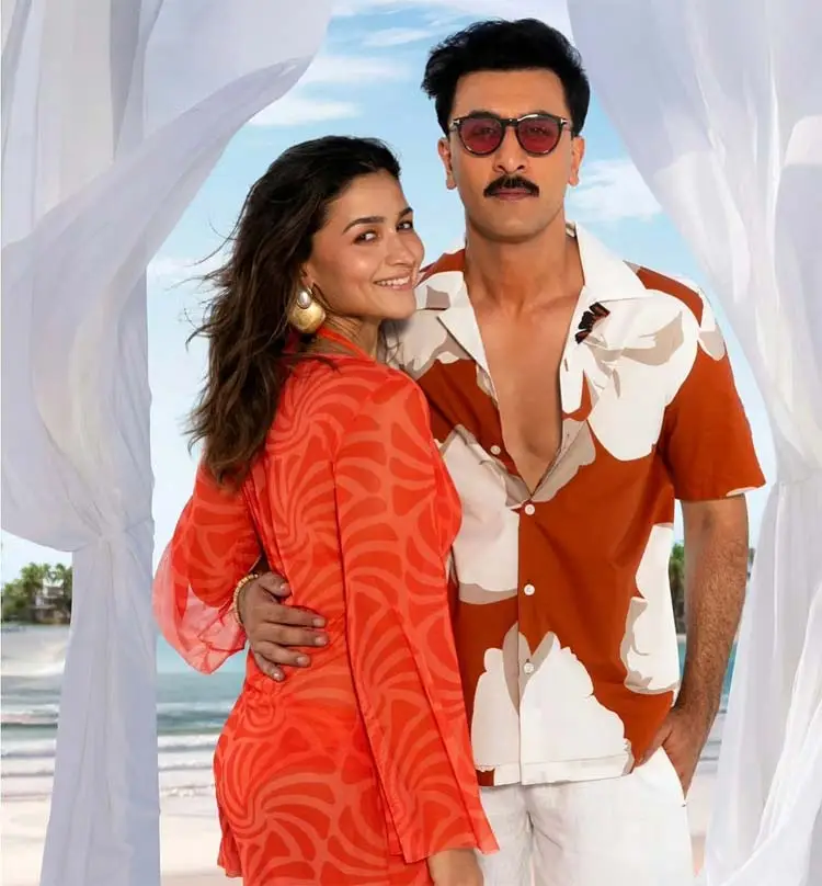 দুবাইয়ে লাক্সারি দ্বীপ বানাচ্ছেন রণবীর-আলিয়া