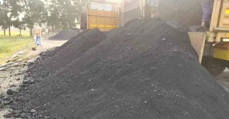 ছয় মাস পর কয়লা পেয়ে প্রাণ ফিরলো গোবরাকুড়া-কড়ইতলী স্থলবন্দরে