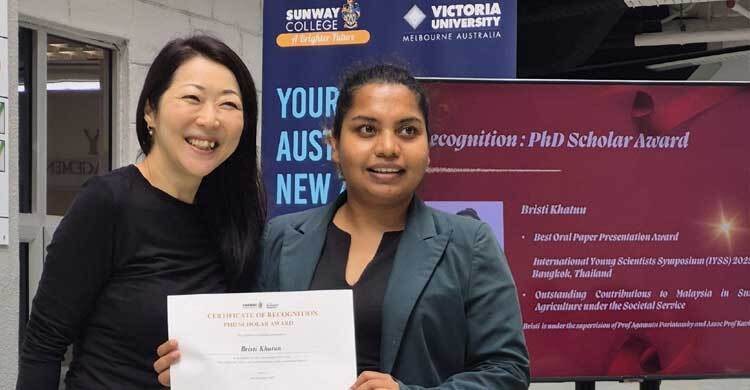 পিএইচডি স্কলার অ্যাওয়ার্ডে সম্মানিত মালয়েশিয়া প্রবাসী বৃষ্টি