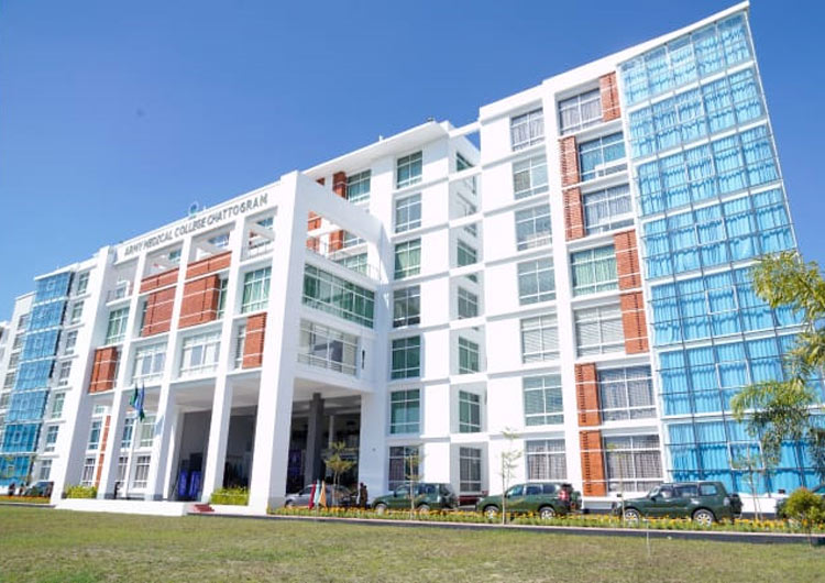 আর্মি মেডিকেল কলেজের স্থায়ী ক্যাম্পাস উদ্বোধন করলেন সেনাপ্রধান