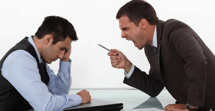 সবসময় বসই সঠিক,অফিসে টিকে থাকবেন যেভাবে