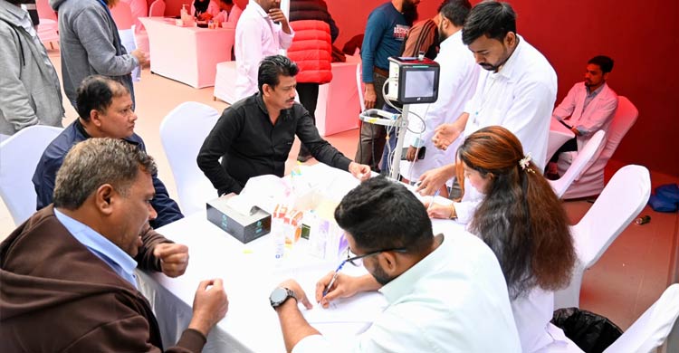 কুয়েতে ফ্রি মেডিকেল ক্যাম্প