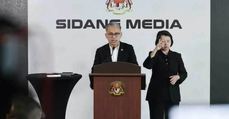 মালয়েশিয়ায় ভিজিট পাসের অপব্যবহার রোধে কঠোর নির্দেশ প্রধানমন্ত্রীর