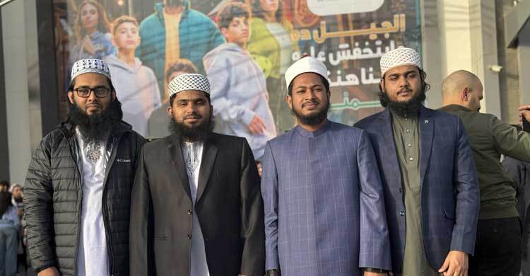 কায়রো আন্তর্জাতিক বইমেলা নজর কাড়ছে প্রবাসী শিক্ষার্থীদের