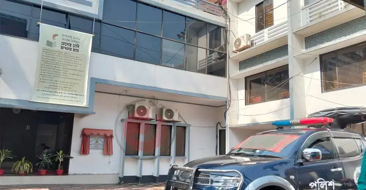 ক্ষত সারিয়ে নির্বাচনি নিরাপত্তায় ঢাকার থানাগুলো কতটা প্রস্তুত