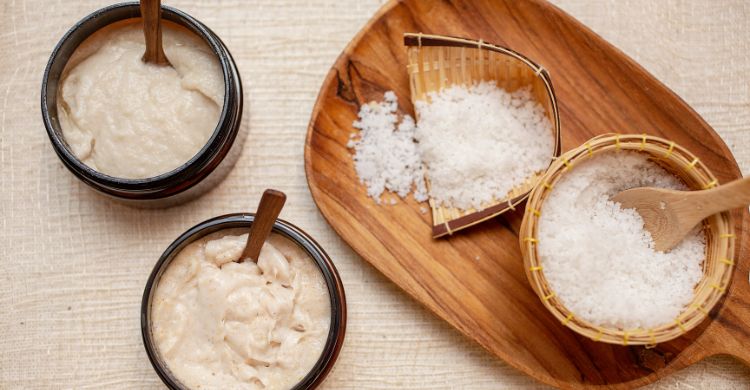 শরীর ঢাকা থাকলেও ময়লা জমে, সমাধান বডি স্ক্রাব