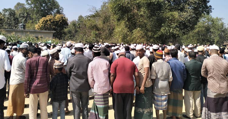 মিয়ানমার থেকে ছোড়া গুলিতে নিহত শিশু হুজাইফার দাফন সম্পন্ন