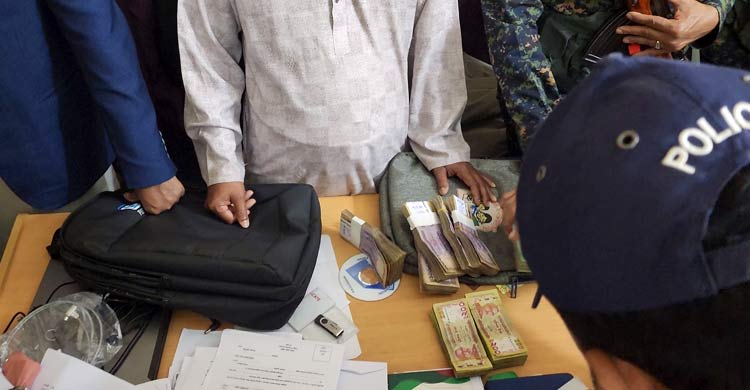 বাড়িতে তল্লাশি চালিয়ে ৭ লাখ টাকা জব্দ, জামায়াত কর্মীর দুই বছরের জেল