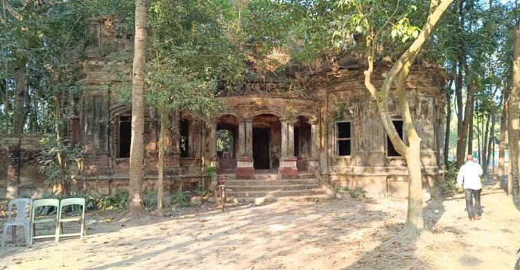 মালিকের অজান্তেই &lsquo;প্রত্নসম্পদ&rsquo; ঘোষণা, &lsquo;রঘুনাথ ভবন&rsquo; ঘিরে বিতর্ক