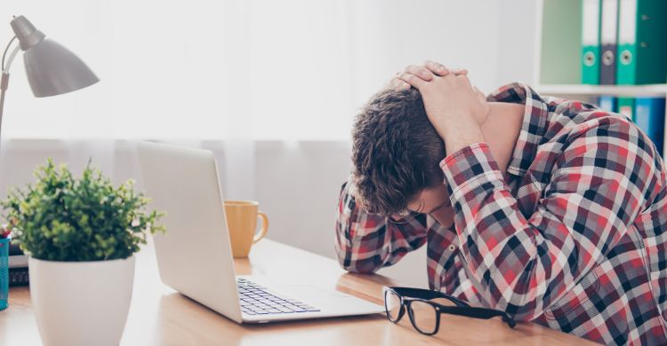 পানিশূন্যতার সংকেত দেয় শরীরের যেসব ব্যথা