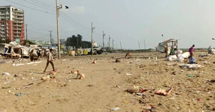 কক্সবাজার সৈকত থেকে ৫ শতাধিক দোকান সরিয়ে নিলো ব্যবসায়ীরা